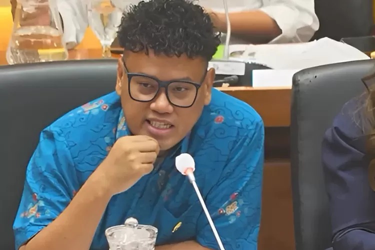 Uya Kuya Ikhlas Rugi Miliaran Akibat Penjarahan, Tapi Minta Foto Pernikahan Dikembalikan